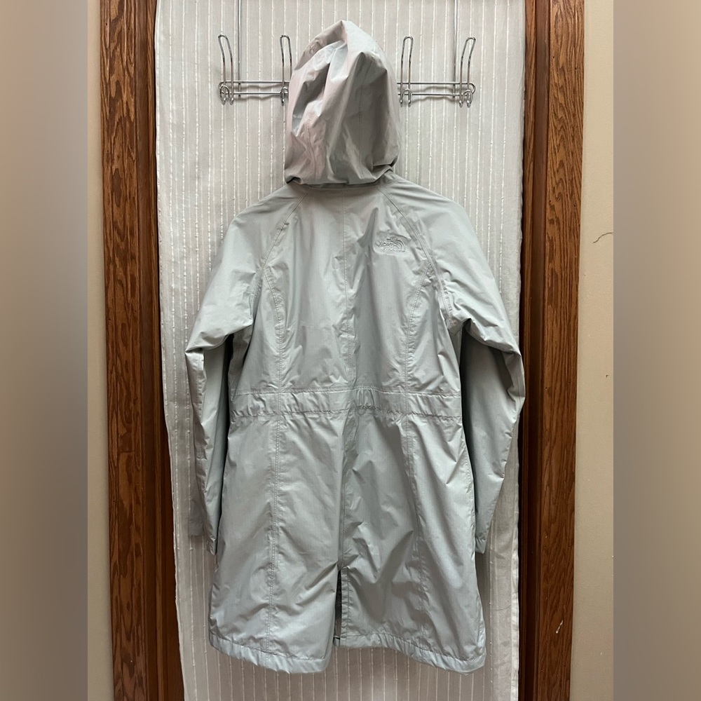 The North Face Women's HyVent Silver Long Rain Jacket Hooded Parka - Picture 3 of 12